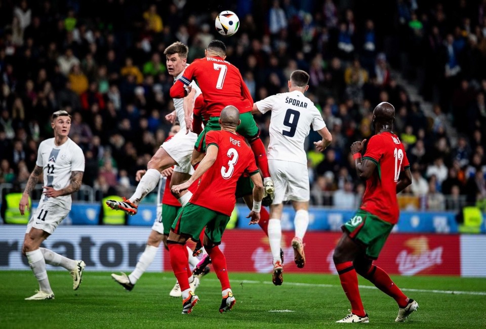 欧预赛比赛：斯洛文尼亚逼平希腊的简单介绍