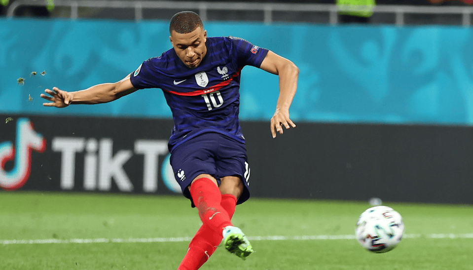 欧国联打响收官战，球员斗志昂扬