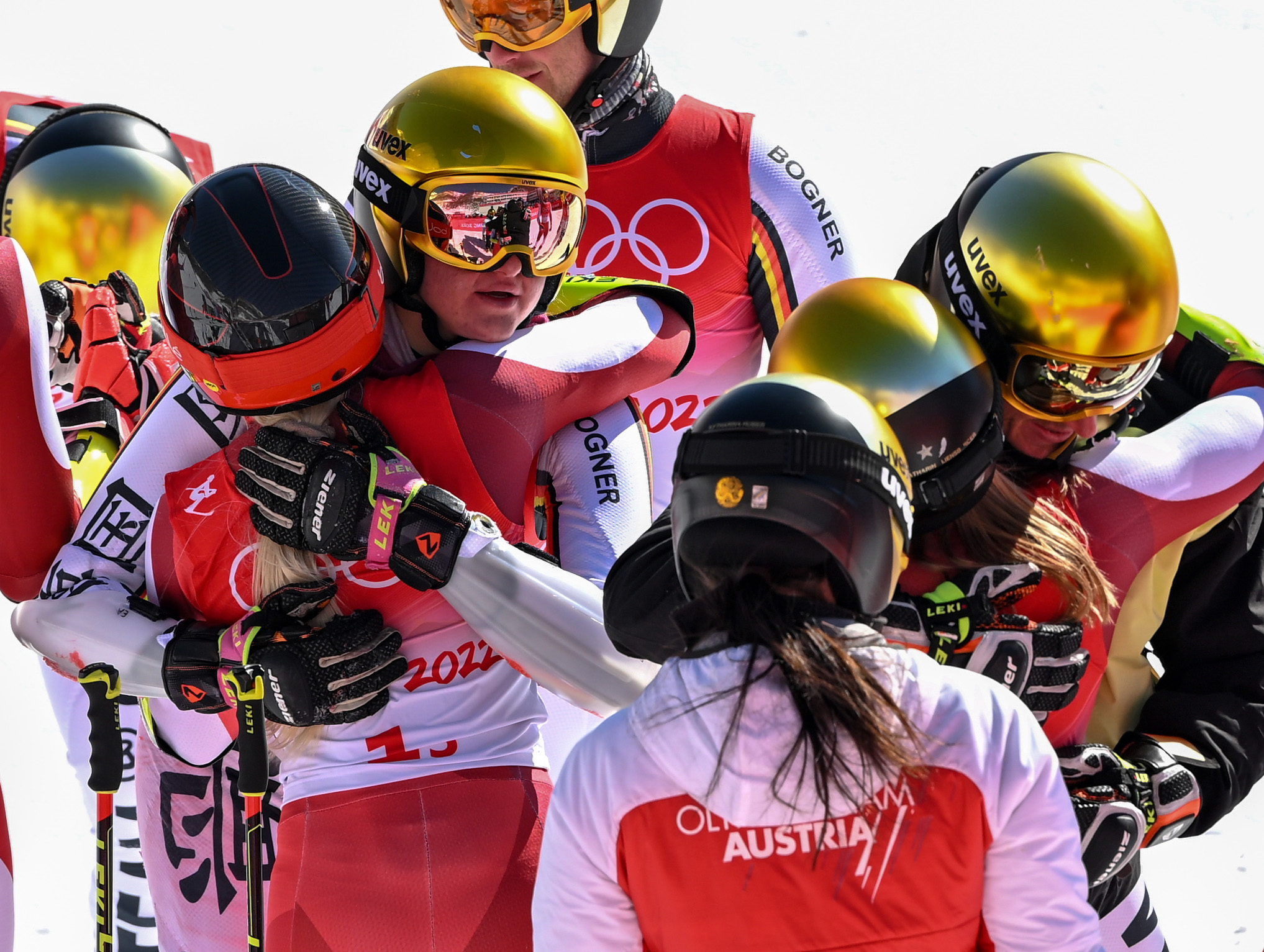 奥地利女子滑雪摘金,风姿绰约的简单介绍 奥地利女子滑雪摘金,风姿绰约的简单介绍