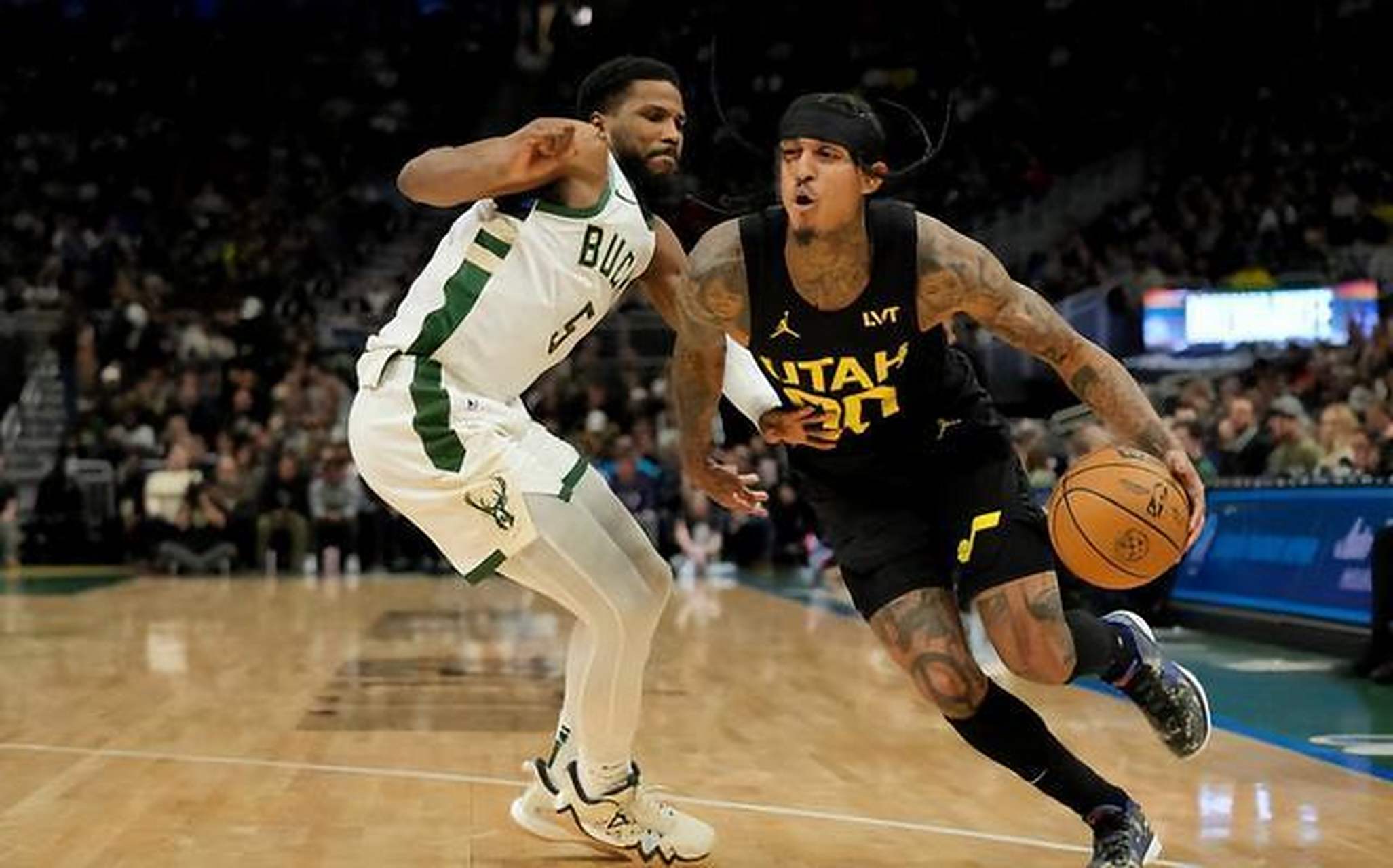 九游体育app-包含黑马崛起：一支实力强劲的球队在比赛中崭露头角的词条