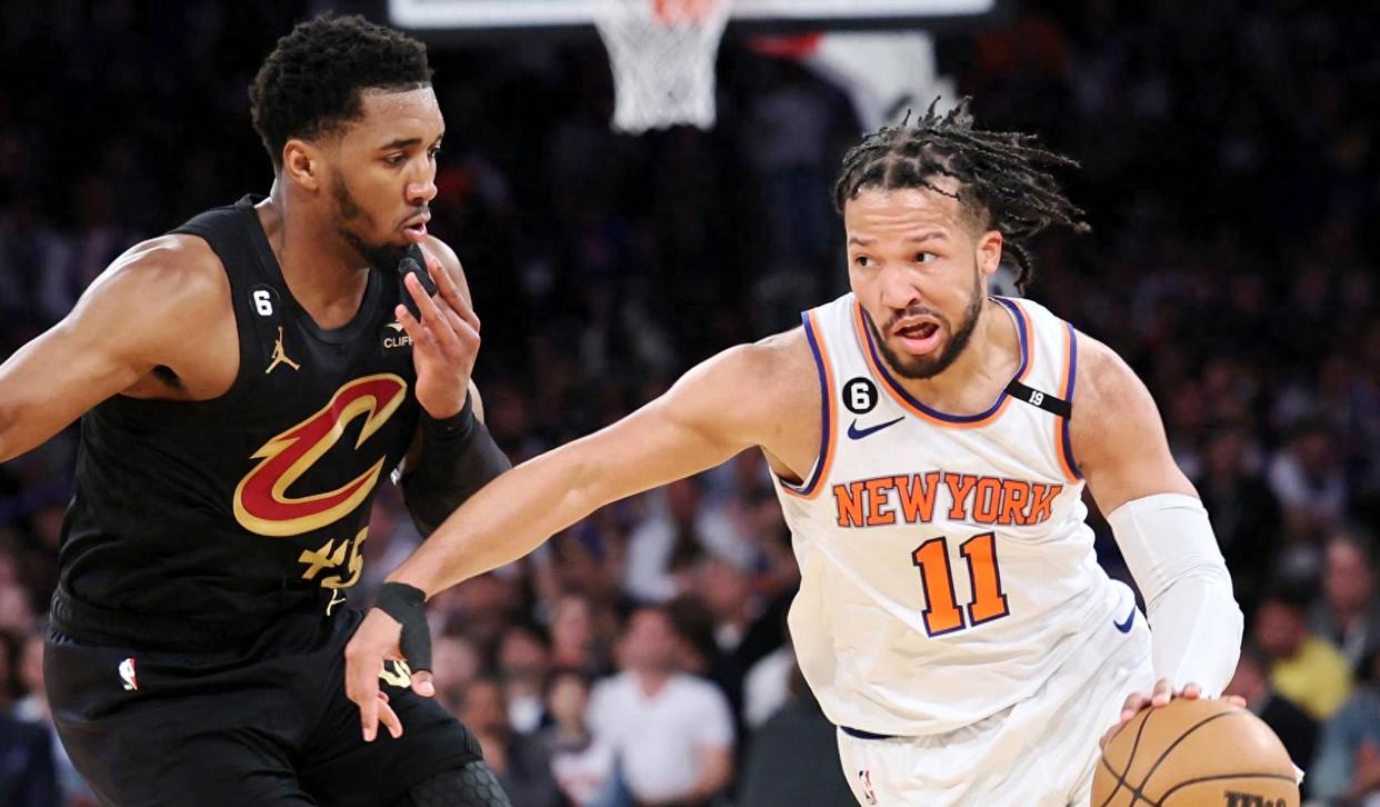 美式足球决赛,激烈较量呈现精彩 美式足球决赛,激烈较量呈现精彩