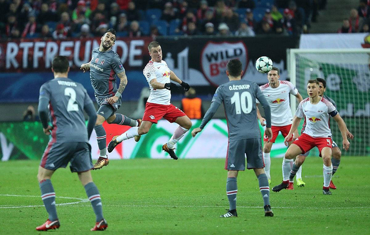 关于里昂队客场击败对手，实现豪取胜利的信息