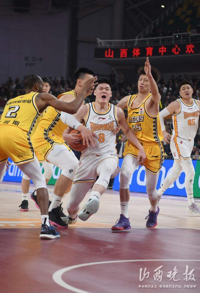九游体育在线登录-四川男篮不敌山西队，遗憾出局