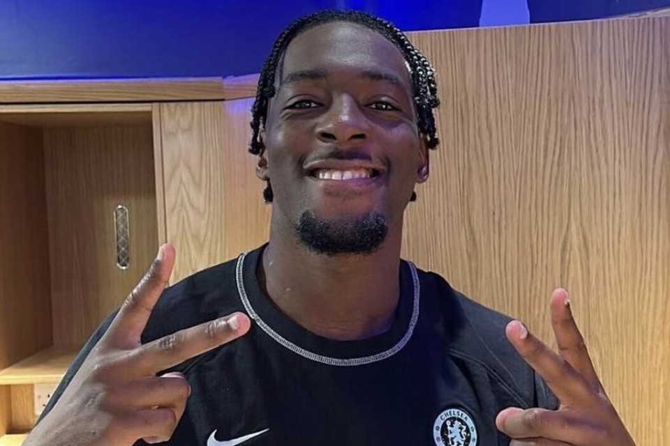 九游体育app-瓦朗谢纳保级希望渐起，取得关键胜利的简单介绍