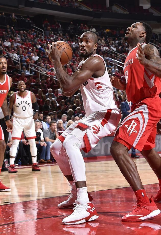 火箭紧逼猛龙取得胜利